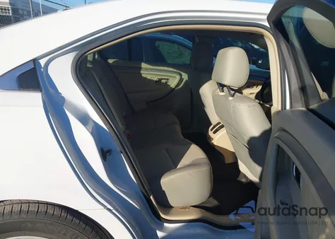 2015 Ford Taurus Sel из США, поврежденный, VIN 1FAHP2E80FG161592